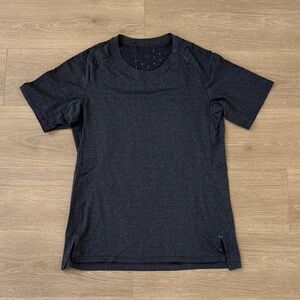 Lululemon Men's Shirt